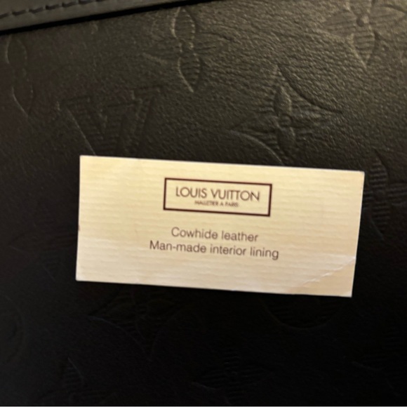 Louis Vuitton Discovery Pochette - Picture 5 of 8